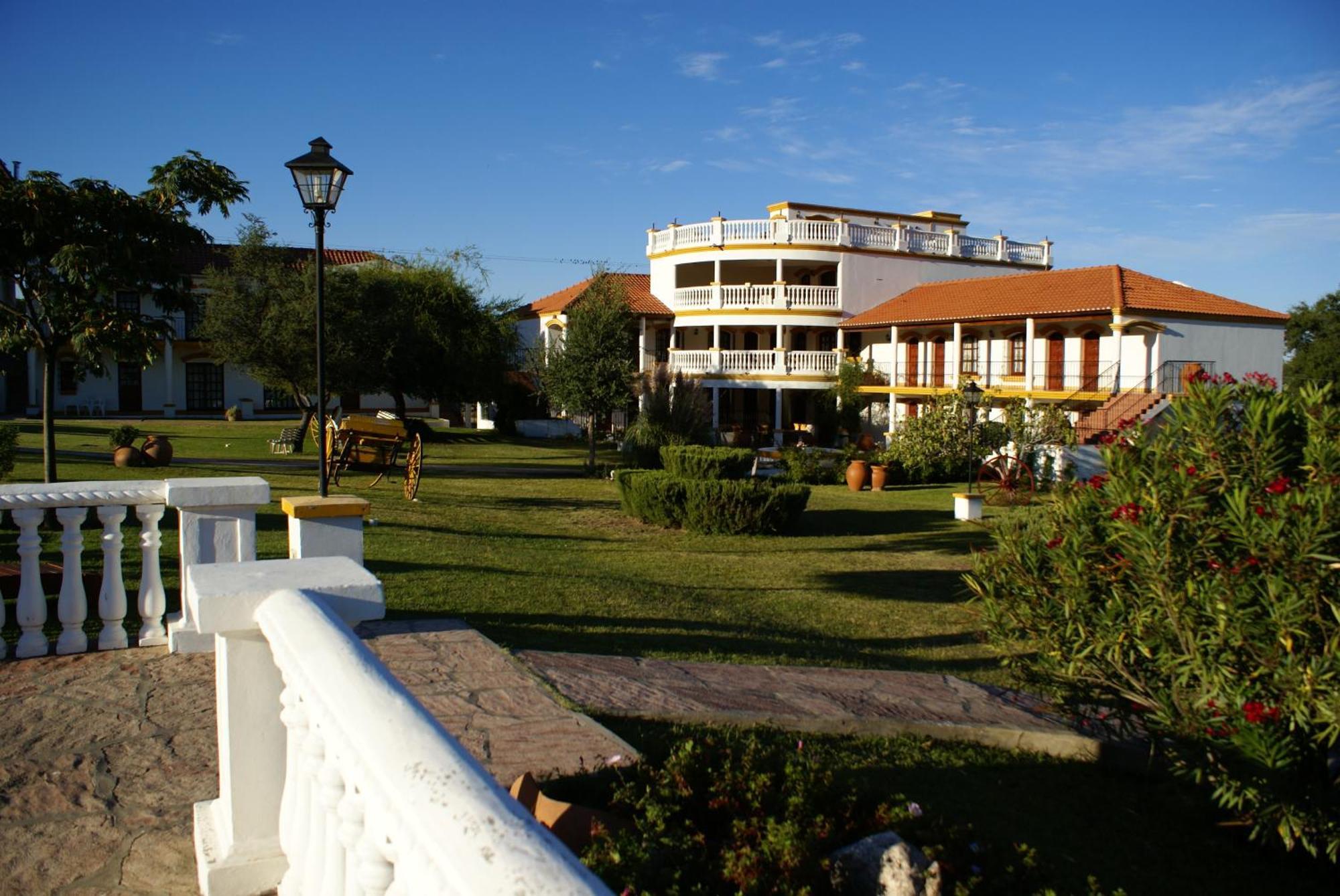 El Cortijo Apart - Hotel Merlo Exteriér fotografie